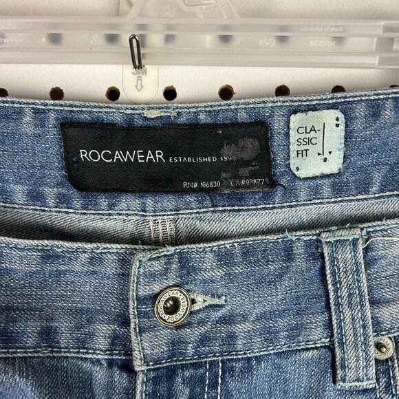 Rocawear Light Wash Distressed Jeans 40x30 Wide Leg Baggy Y2K Embroidered Blue - Picture 7 of 8